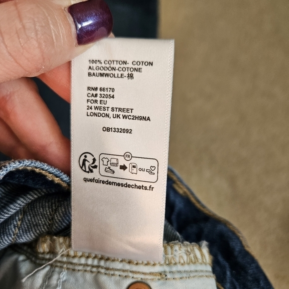 BDG Blue High Rise Jeans with Vintage Fading and Straight Leg - Picture 9 of 12